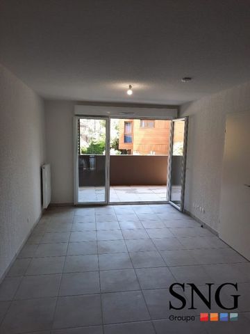 T2 AVEC BALCON ET PARKING EXTERIEUR - Photo 2