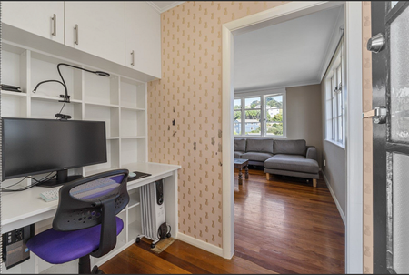 2 Bedroom House in Titahi Bay - Photo 2