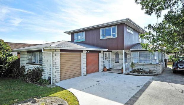 Convenient in Kelvin Grove - Photo 1