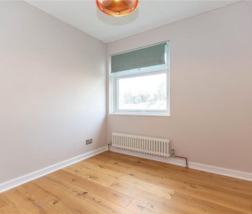 3 bedroom apartment to rent - Photo 2