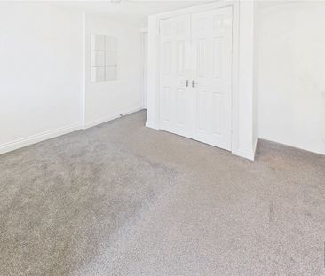 Whitefield Terrace, Plymouth, Devon, PL4 - Photo 2