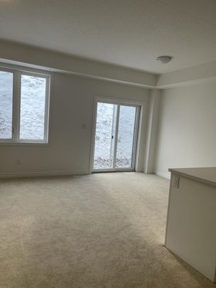 For Lease - 16 Vickers Road, Hamilton, Ontario - Photo 1