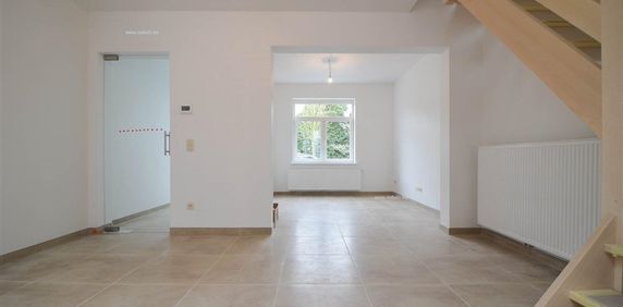 Te huur instapklare gesloten woning met tuin te Oudenaarde - Photo 2