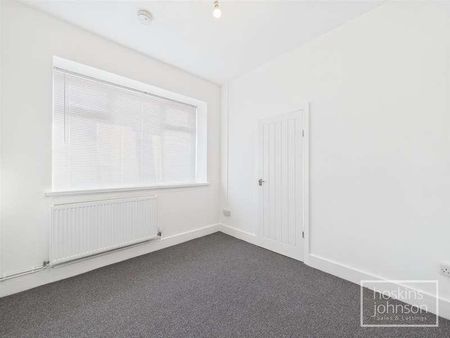 Morien Crescent, Pontypridd, CF37 - Photo 5