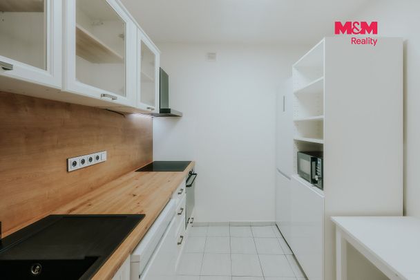 Pronájem bytu 2+1 52 m² - Photo 1