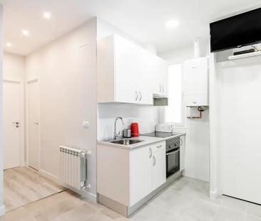 Calle de Andrés Mellado, Madrid, Community of Madrid 28015 - Photo 3