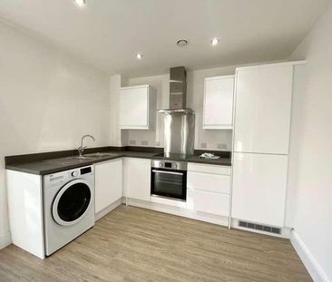 Schooner Drive, Cardiff, CF10 - Photo 5