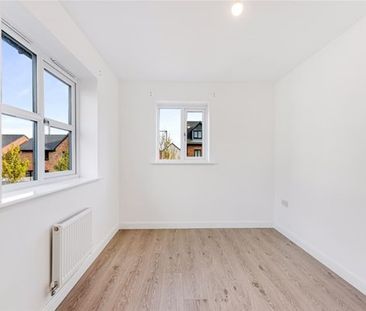 Helmfield, Westhoughton, Bolton - Photo 1