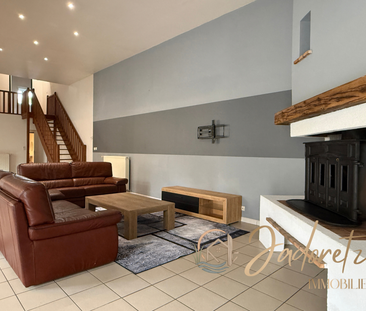 Location Maison 5 pièces 150m² CHAUMES EN RETZ 44320 - Photo 1