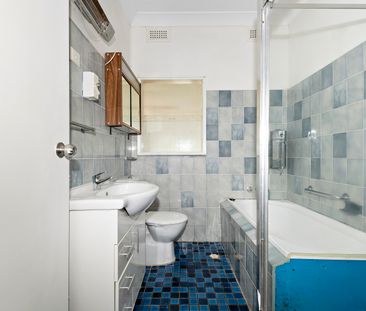 49 Hickey Street, Cessnock NSW 2325 - House For Rent | Domain - Photo 6