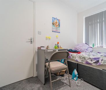 4 bedroom house to rent - Photo 4