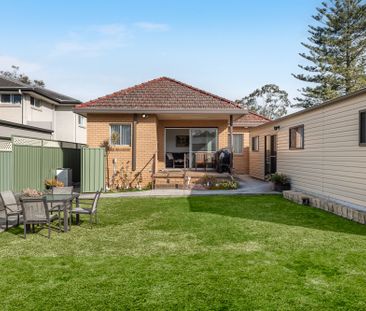 Single-level Family Home - 6 month lease ONLY - Grannyflat located ... - Photo 6