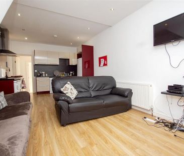 4 bedroom house to rent - Photo 1