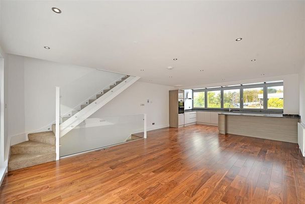 5 bedroom house to rent - Photo 1