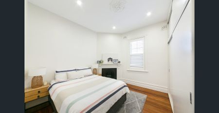 Stunning family home in sought after location - Photo 3