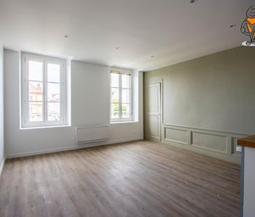 Location F2 RÉNOVÉ COEUR DE CENTRE VILLE - Photo 5