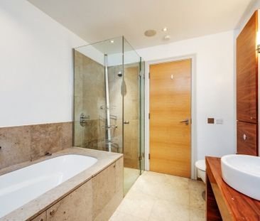 4 Bedroom House To Let - Photo 3