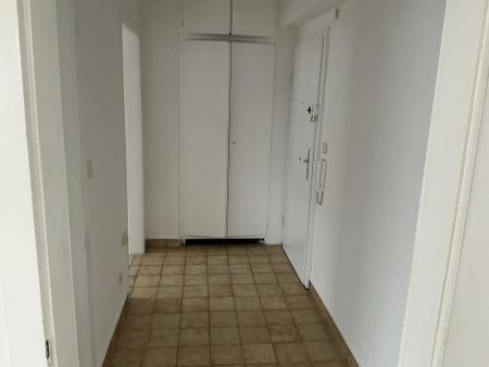 Bequem mit dem Aufzug ins 4.Obergeschoss: Tolle 2 Zimmer-Wohnung in Hagen Zentrum! - Photo 5