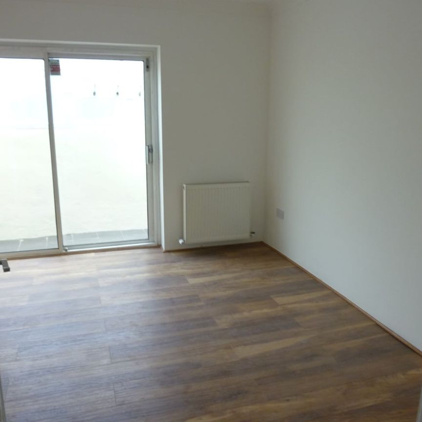 3 Bed Semi-Detached House, Maryatt Avenue, HA2 - Photo 1