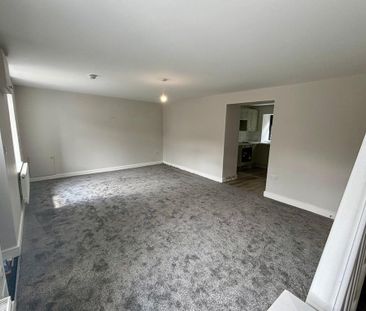 3 bedroom end of terrace house to rent - Photo 6