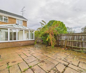 2 bedroom semi-detached house to rent - Photo 2