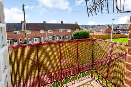 Leypark Close, Exeter, Devon, EX1 - Photo 2