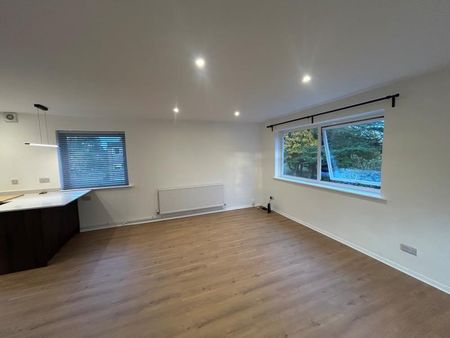 Rosetrees, Guildford, Surrey, GU1 - Photo 5