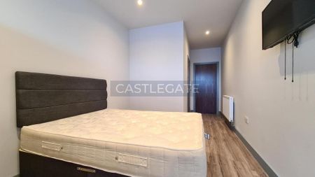 Studio to rent - Photo 2