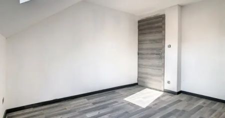 rez de chaussée commercial avec duplex 4 chambres - Photo 5