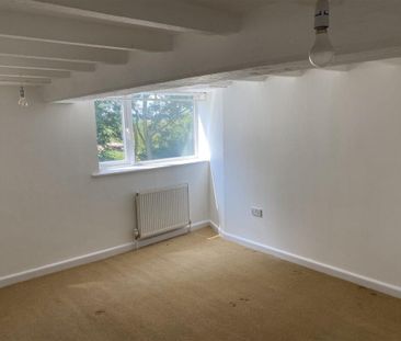 2 bedroom semi-detached house to rent - Photo 1