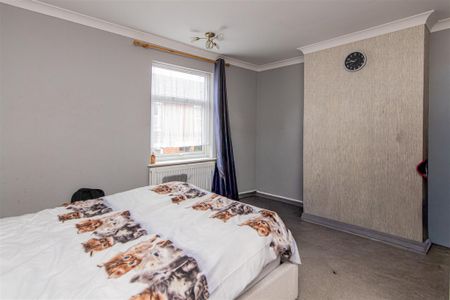 2 bed House - Terraced To Let - Photo 2