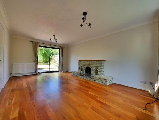 5 bedroom detached house to rent - Photo 1