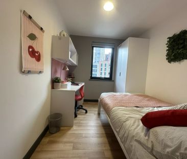 6 Bed En-suite - Photo 6