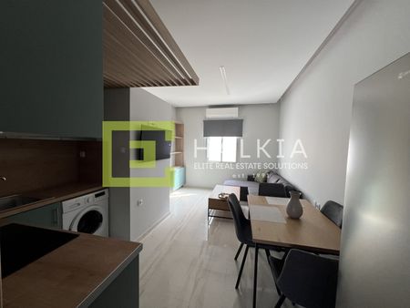 Διατίθεται προς ενοικίαση επιπλωμένο διαμέρισμα (Γ4) συνολικής επιφάνειας 38,88τ.μ στο κέντρο του Βόλου. - Photo 2