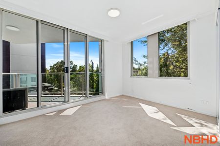 Sophisticated Urban Living in the Heart of Canberra - Photo 3