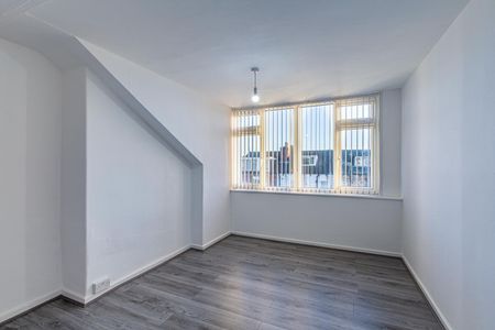 Strathmore Avenue, Leeds - Photo 4