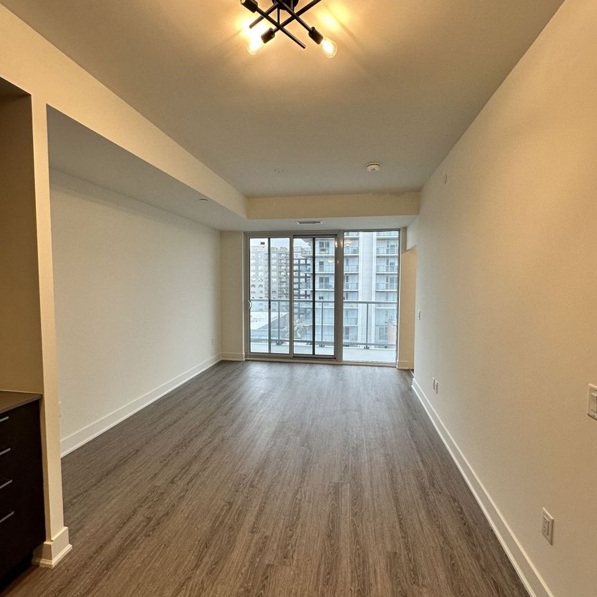 For Lease - 185 Deerfield Road Unit# 802, Newmarket, Ontario - Photo 1