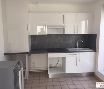 Location Appartement 2 pièces 53m² POITIERS 86000 - Photo 5