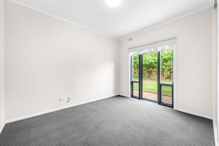 Neat Family Home - Photo 5