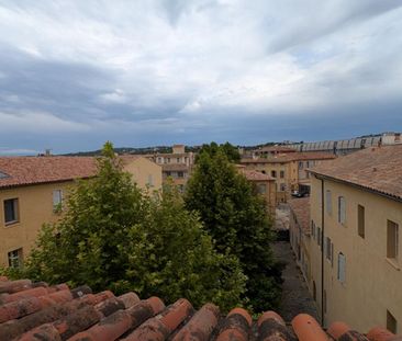 Location Appartement 3 pièces 78m² AIX EN PROVENCE 13100 - Photo 3