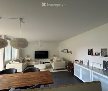 Wunderschöne 3.5-Zimmer-Eck-Gartenwohnung mit grosszügigem, überdac... - Foto 2