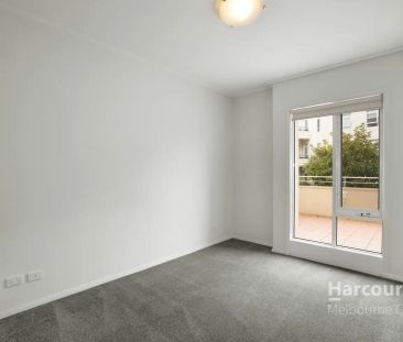 44/3 Seisman Place, Port Melbourne VIC 3207 - Photo 2