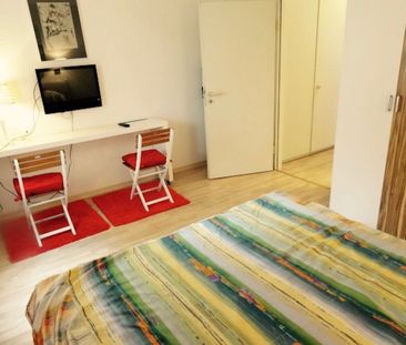 Möblierte Stadtwohnung mit Balkon nähe Bundesverwaltungsamt Köln - Photo 6