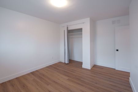 For Lease - 2137 Mount Forest Drive Unit# Upper, Burlington, Ontario - Photo 5