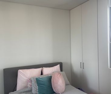 Dulwich Hill - Photo 2