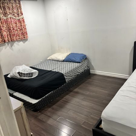 For Lease - 74 Ellesmere Road Unit# B, Toronto, Ontario - Photo 3