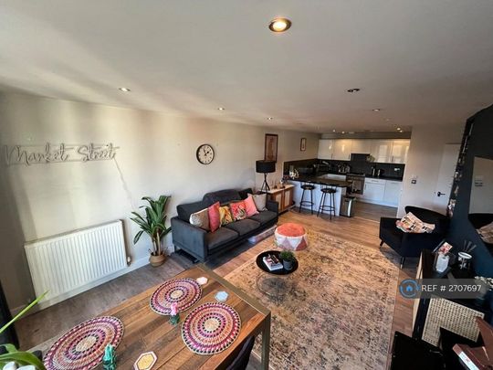 2 bedroom flat to rent - Photo 1