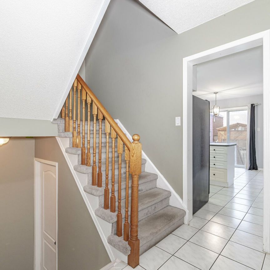 For Lease - 3727 Althorpe Circle, Mississauga, Ontario - Photo 1