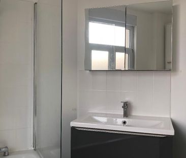 Location Appartement 2 pièces 40m² LA MADELEINE 59110 - Photo 4