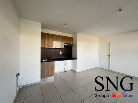 T3 AVEC BALCON+PARKINGS - Photo 5